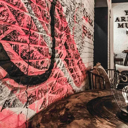 Hotel Ibis Styles Center Madhouse