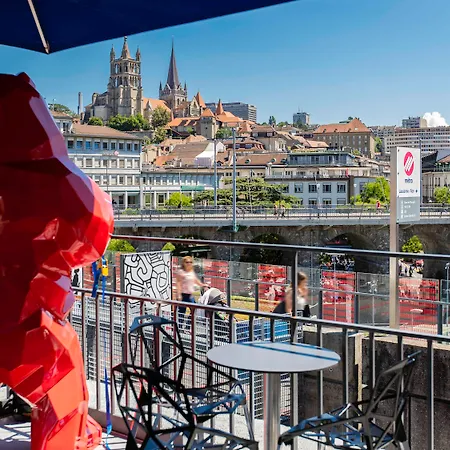Ibis Styles Center Madhouse 3*
