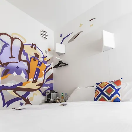 Hotel Ibis Styles Center Madhouse Lausanne