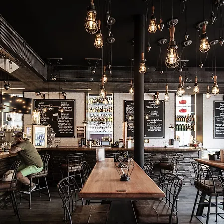 Ibis Styles Center Madhouse Hotel