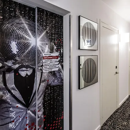 Ibis Styles Center Madhouse Отель Лозанна