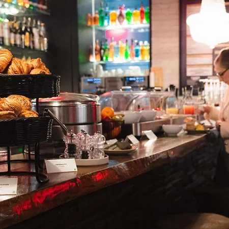 Hotel Ibis Styles Center Madhouse