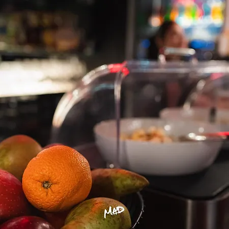 Ibis Styles Center Madhouse Лозанна