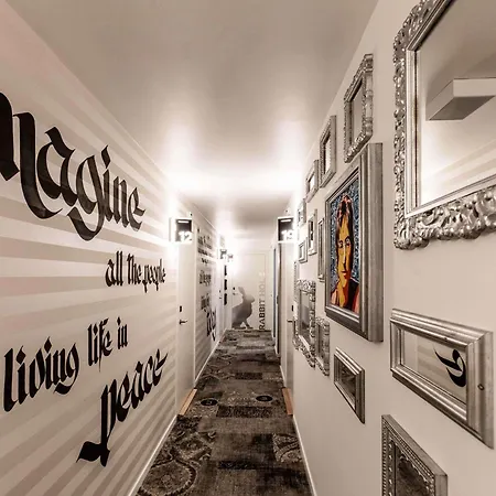 Ibis Styles Center Madhouse Hotell