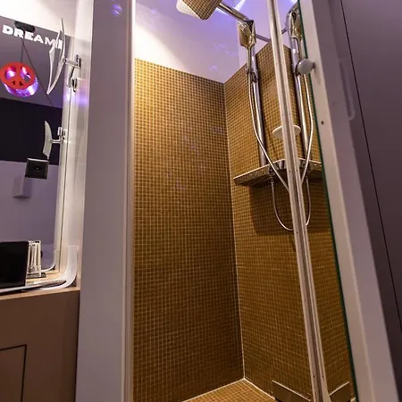 Ibis Styles Center Madhouse Лозана