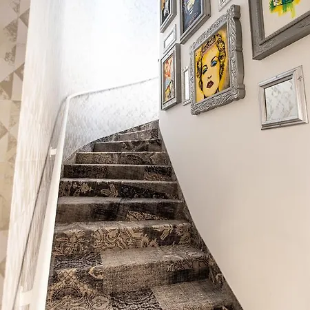 Ibis Styles Center Madhouse Hotel