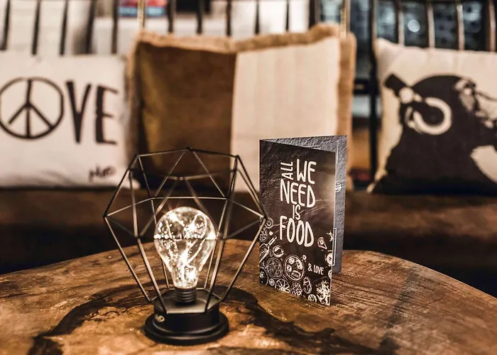 Ibis Styles Center Madhouse 3*