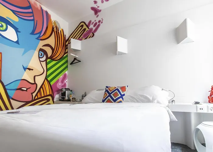 イビス スタイルズ センター マッドハウス 3*