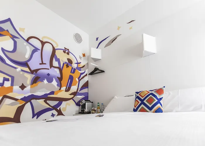 Hotel Ibis Styles Center Madhouse Lausanne